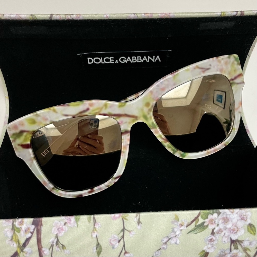 New Dolce & Gabbana Designer Sunglasses.